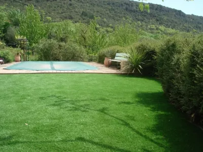 Tour de piscine